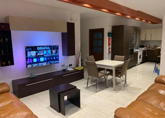 Xl Bugibba Home