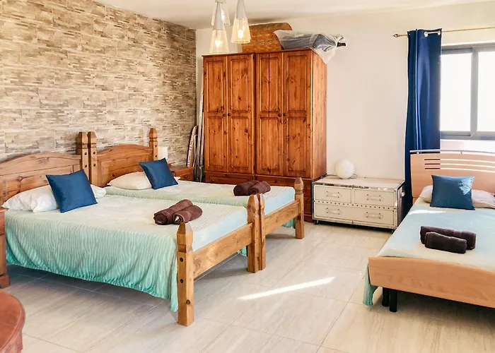 Xl Bugibba Home