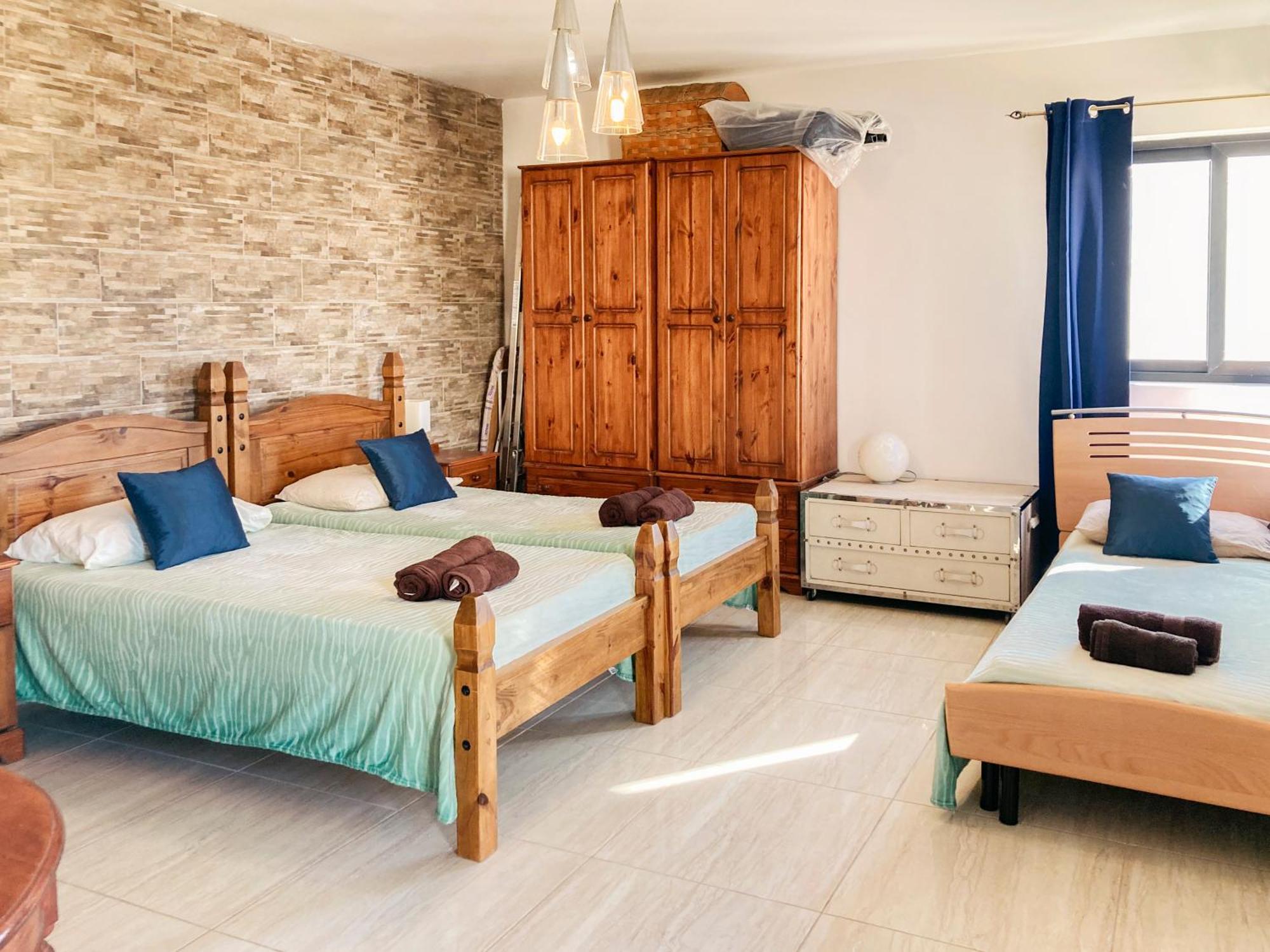 Xl Bugibba Apartment St. Paul's Bay